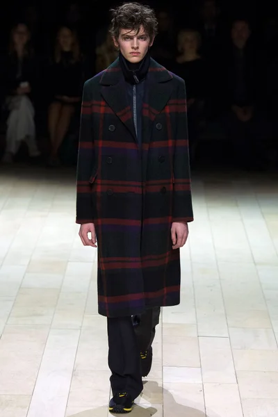 Look 117